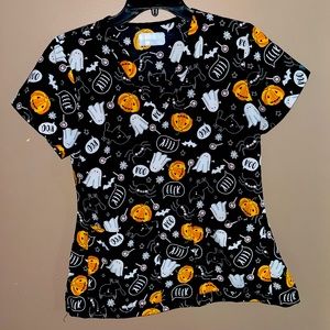 MEDCOUTURE womens Halloween scrub top